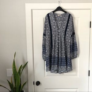 altar’d state • long-sleeve dress w/ lace